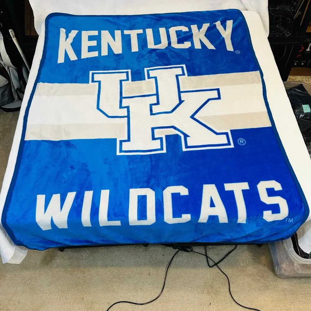 Kentucky Wildcats Fleece Throw 42